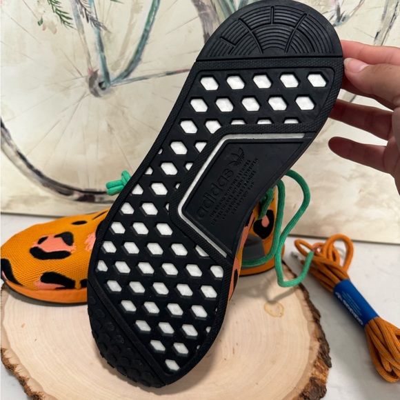 ADIDAS Pharrell NMD Hu animal print sneakers ☀️ - Picture 7 of 11